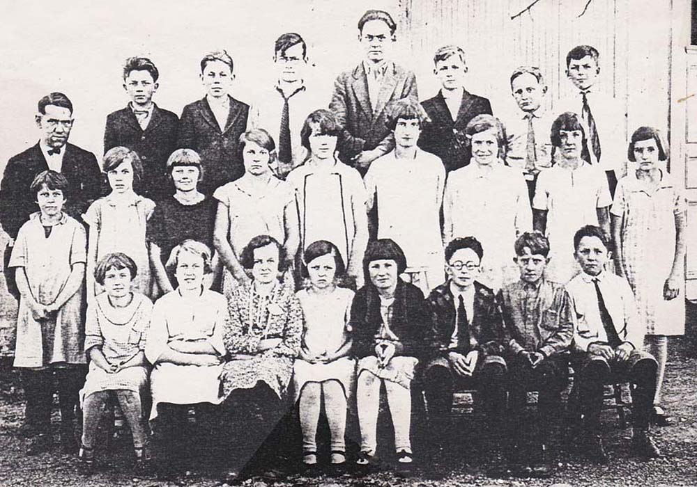 Boltonville School Students 1926